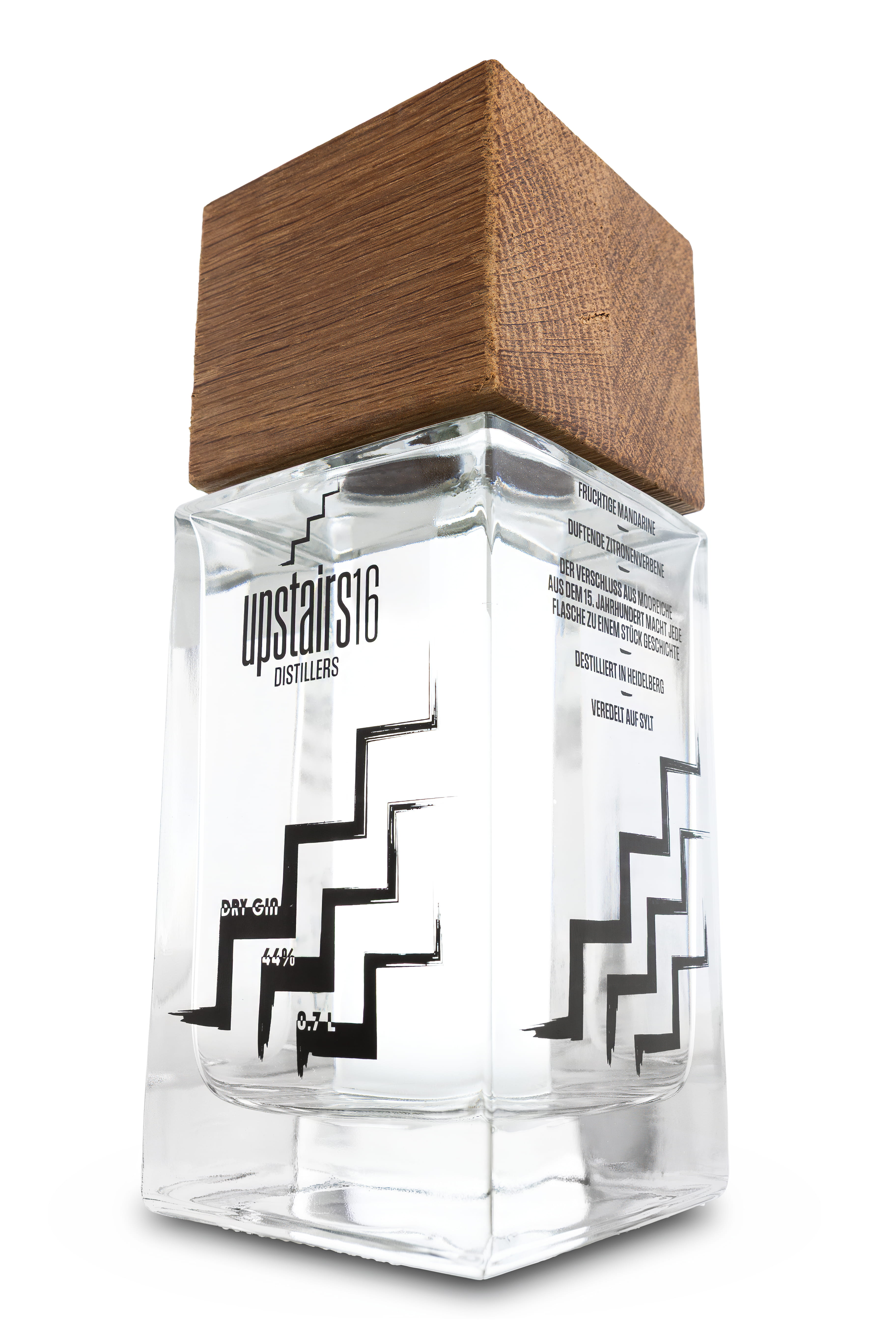 Upstairs 16 Dry Gin